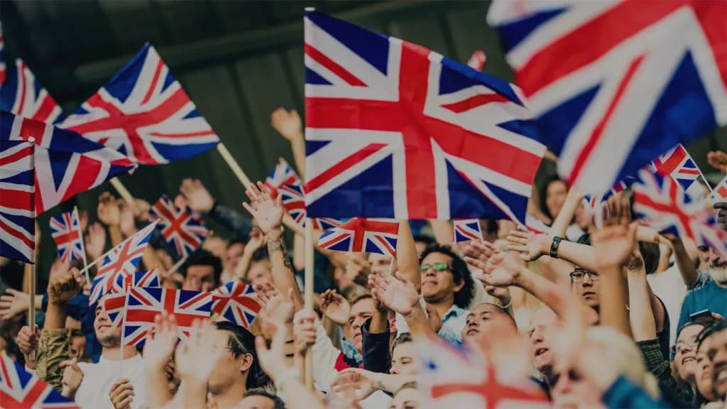 Why You Should Visit The UK This Summer